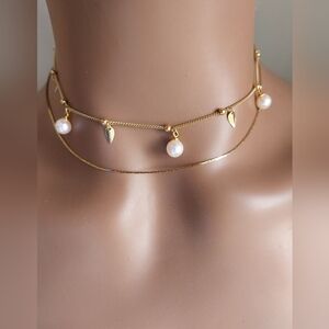 Gold and Freshwater Pearls Choker Necklace